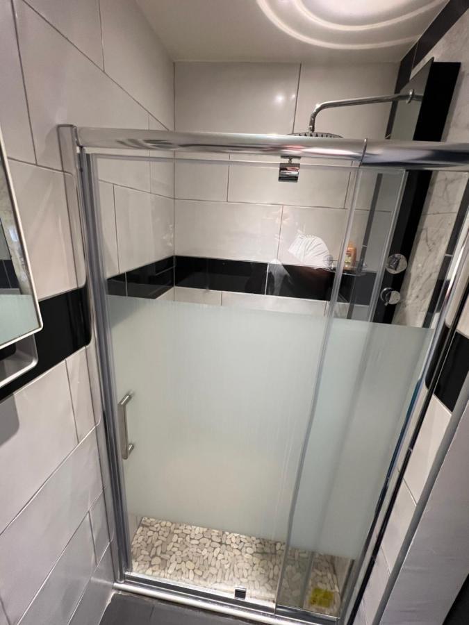 Zekri Apartment Livry Gargan Bagian luar foto