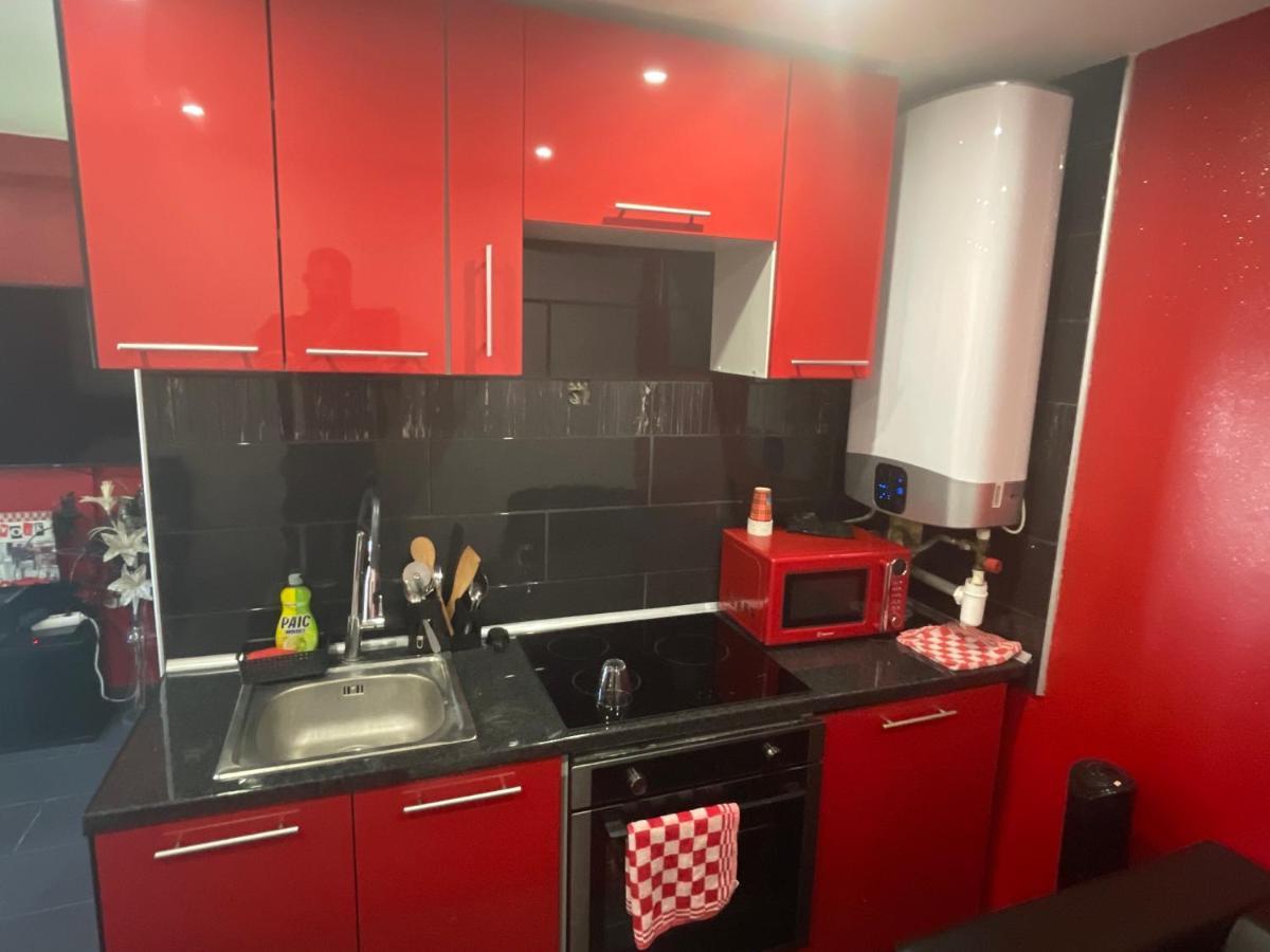 Zekri Apartment Livry Gargan Bagian luar foto