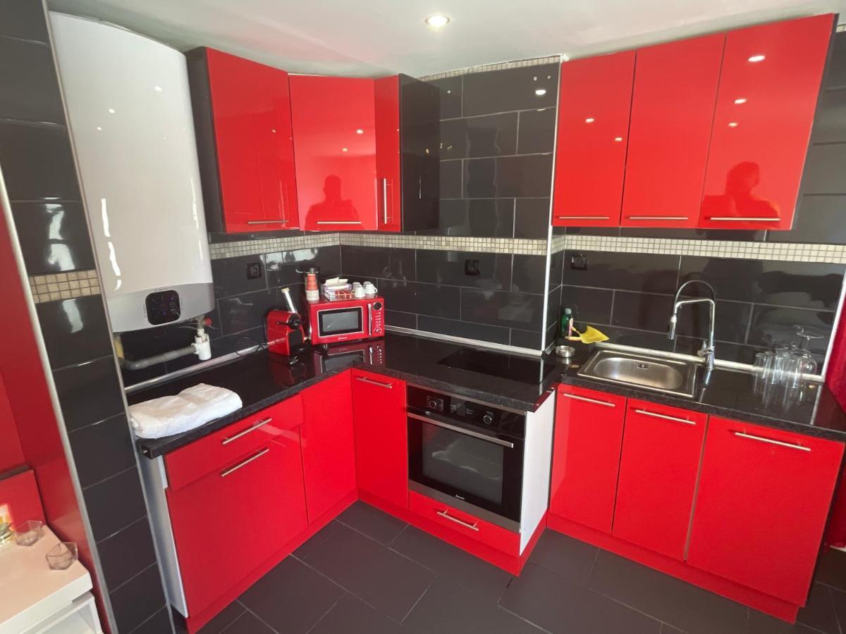 Zekri Apartment Livry Gargan Bagian luar foto
